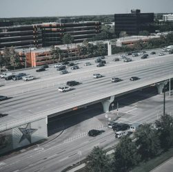 Les avantages du pass autoroute pour les grands voyageurs