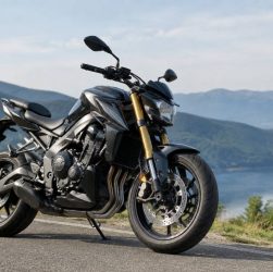 KTM 390 adventure r 202 tout savoir sur la nouvelle moto trail polyvalente