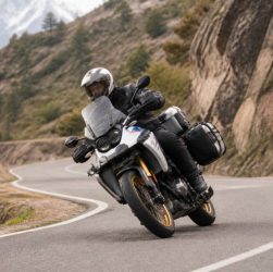 690 ktm enduro r : caractéristiques, préparation et conseils d’utilisation