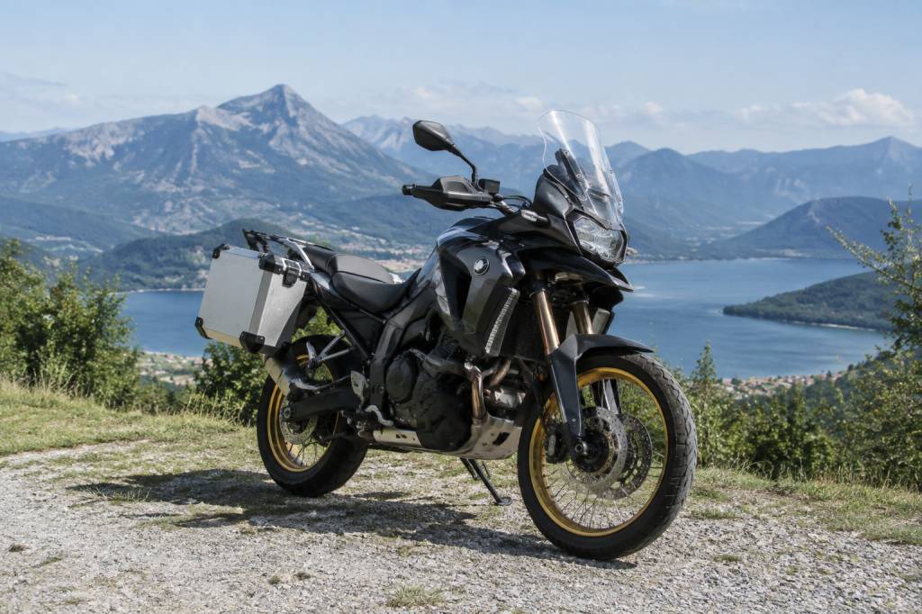 Ktm adventure 6 guide complet, performances et conseils d’achat