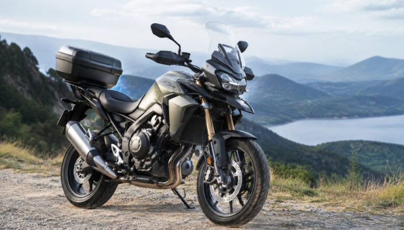 Batterie moto hs : symptômes et signes à repérer pour éviter la panne