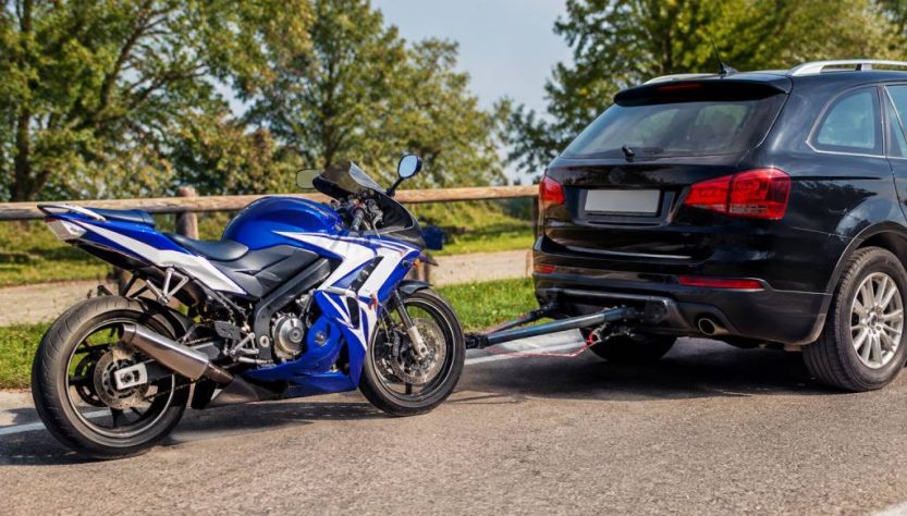 Comment tracter une moto sans remorque en toute sécurité ?