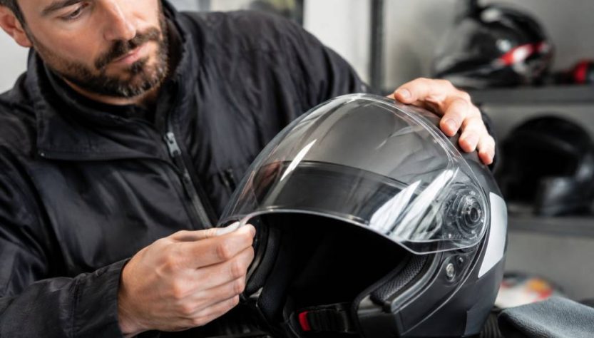 La visière de moto : choisir, entretenir et remplacer sa visière de casque